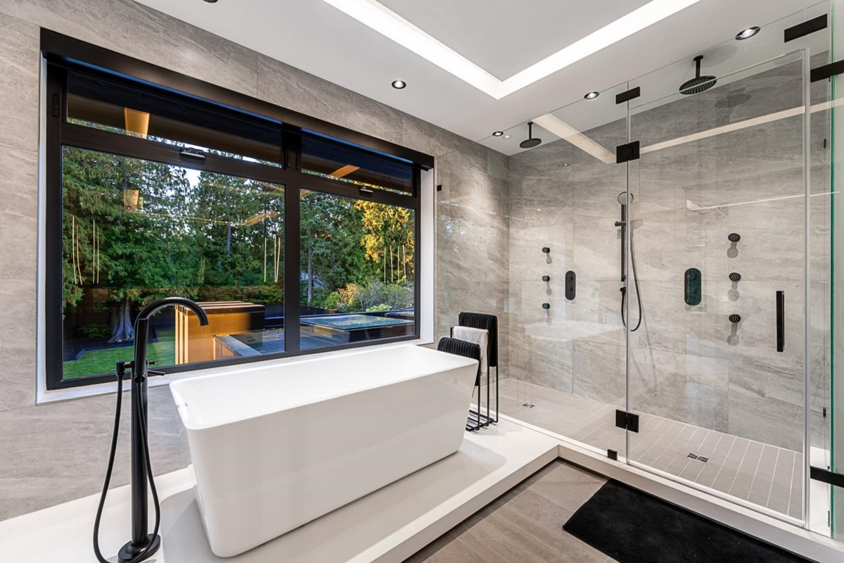 Mudroom Photo of 12551 22 Avenue, Surrey, BC