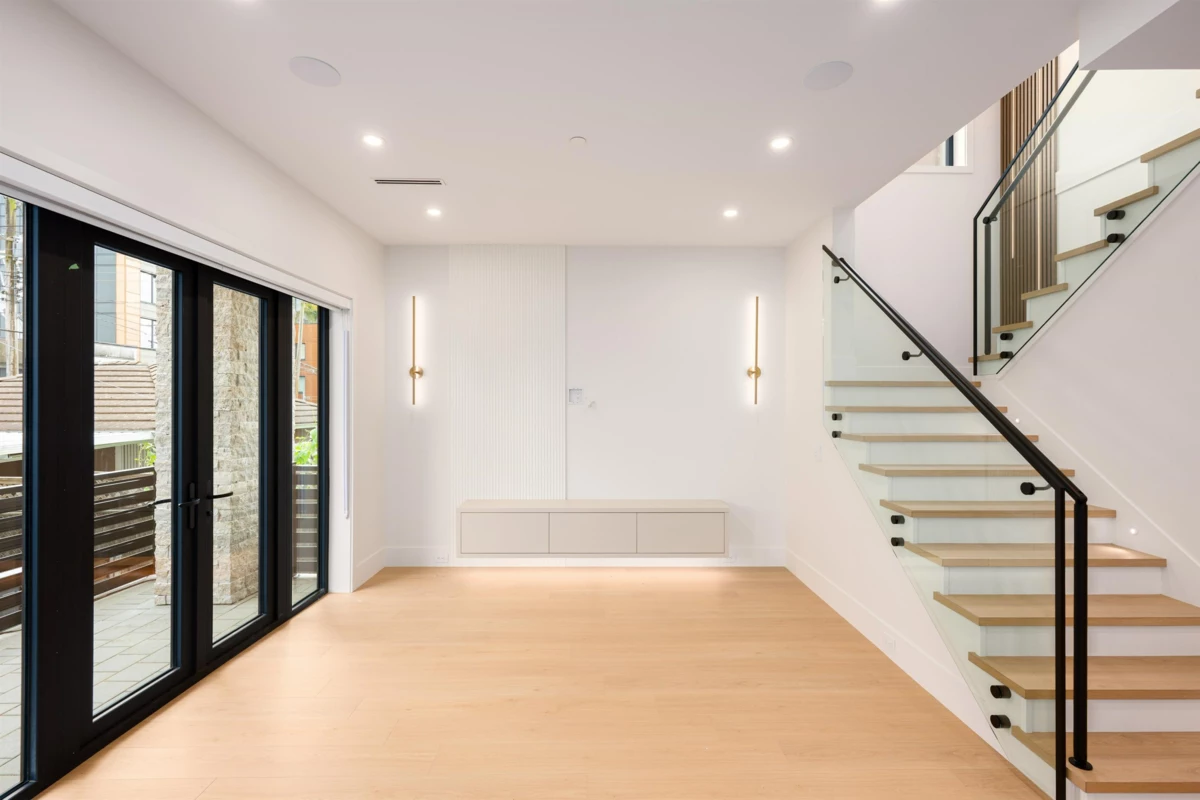 Breakfast Nook Photo of 2 3466 Franklin Street, Vancouver, BC