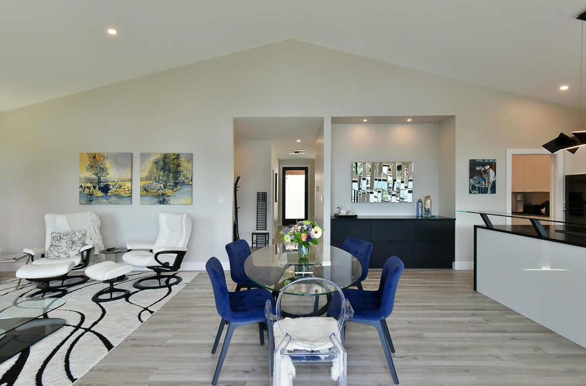 Walk-In Closet Photo of 173 Witherby Road, Gibsons, BC