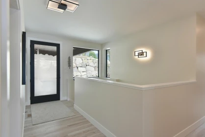 Entry Foyer Photo of 173 Witherby Road, Gibsons, BC