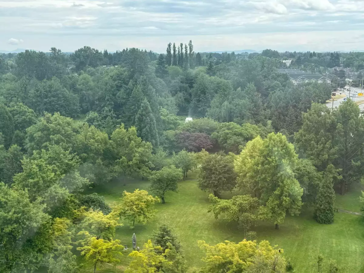 Hot Tub / Spa Photo of 1301 9188 Cook Road, Richmond, BC