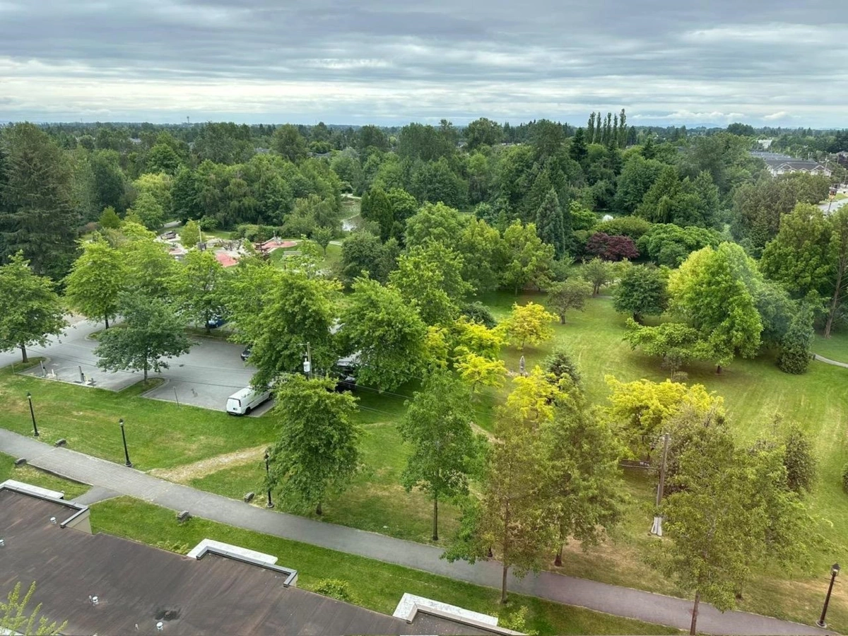 Outdoor Kitchen Photo of 1301 9188 Cook Road, Richmond, BC