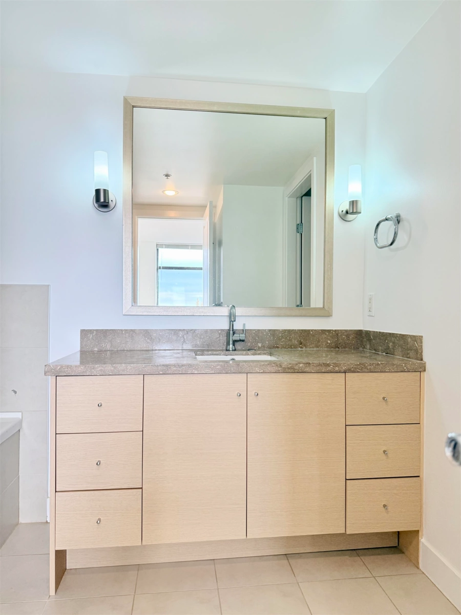 Primary Bedroom Photo of 1301 9188 Cook Road, Richmond, BC