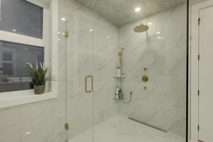Community Amenities Photo (Clubhouse) of 14840 89 Avenue, Surrey, BC