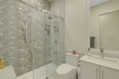 Hallway Photo of 14840 89 Avenue, Surrey, BC