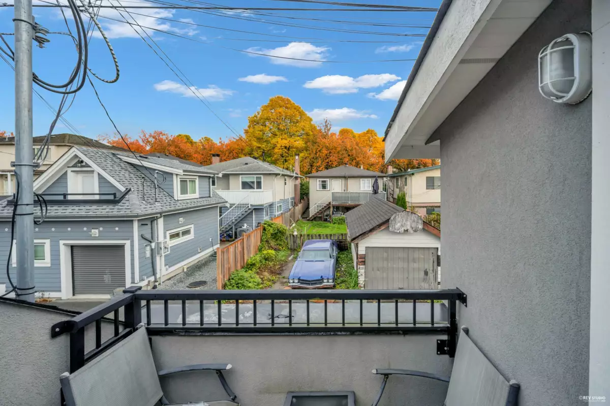 Powder Room Photo of 4770 Lanark Street, Vancouver, BC