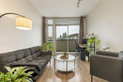 420 13228 Old Yale Road, Surrey, BC, Surrey — Apartment/Condo for sale
