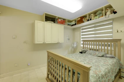 Guest Bathroom Photo of 7913 192 Street, Surrey, BC