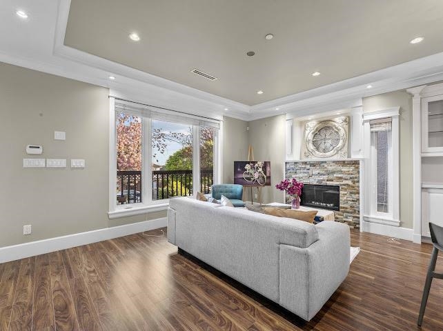 Family Room Photo of 455 E 60th Avenue, Vancouver, BC