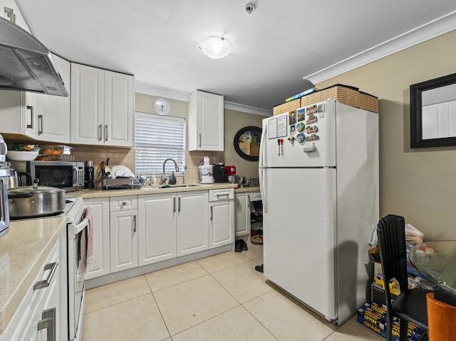 Staircase Photo of 455 E 60th Avenue, Vancouver, BC