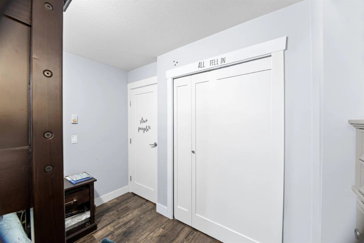 Guest Bathroom Photo of 35 22865 Telosky Avenue, Maple Ridge, BC