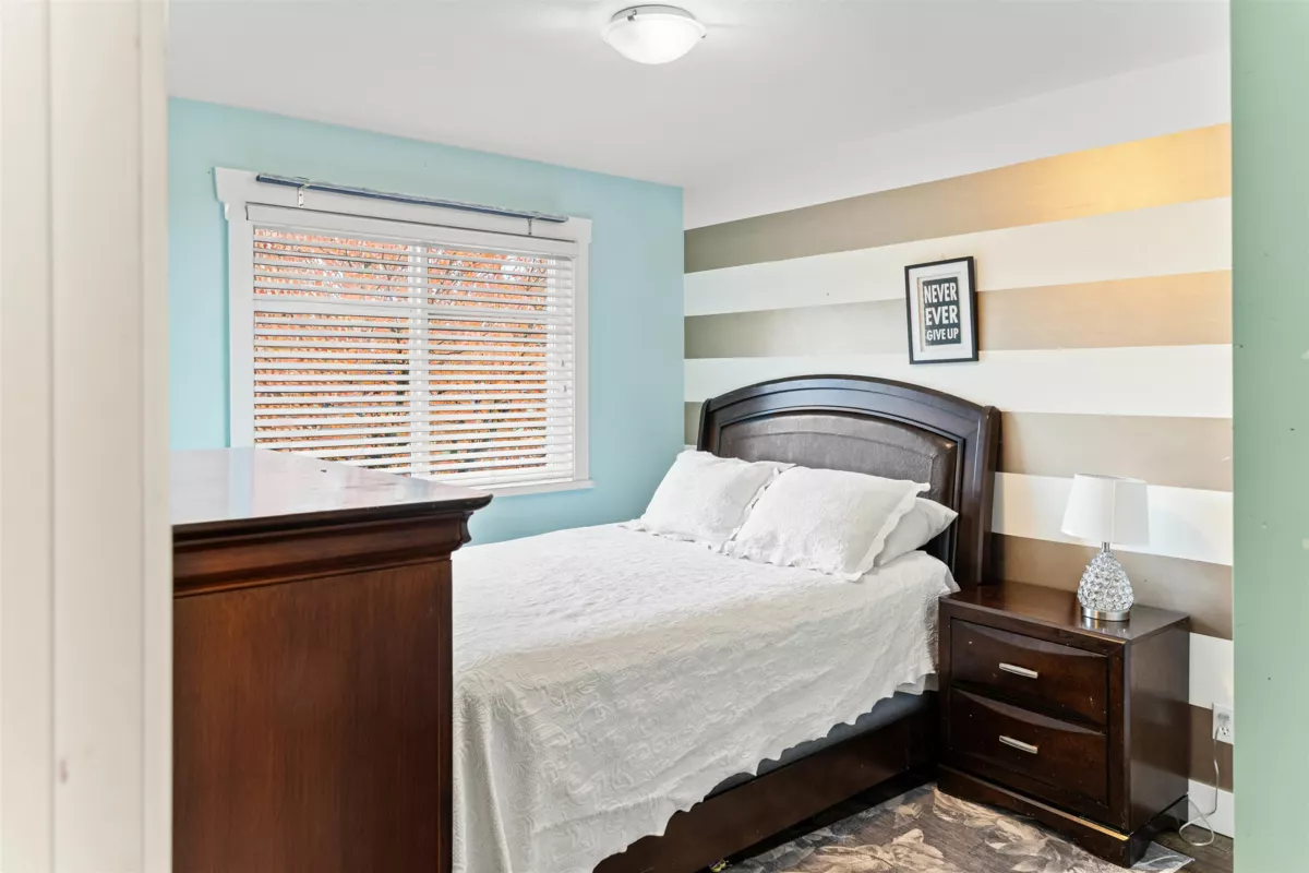 Walk-In Closet Photo of 35 22865 Telosky Avenue, Maple Ridge, BC