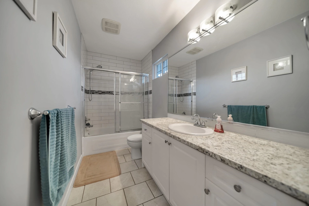 Loft / Bonus Room Photo of 18419 68 Avenue, Surrey, BC