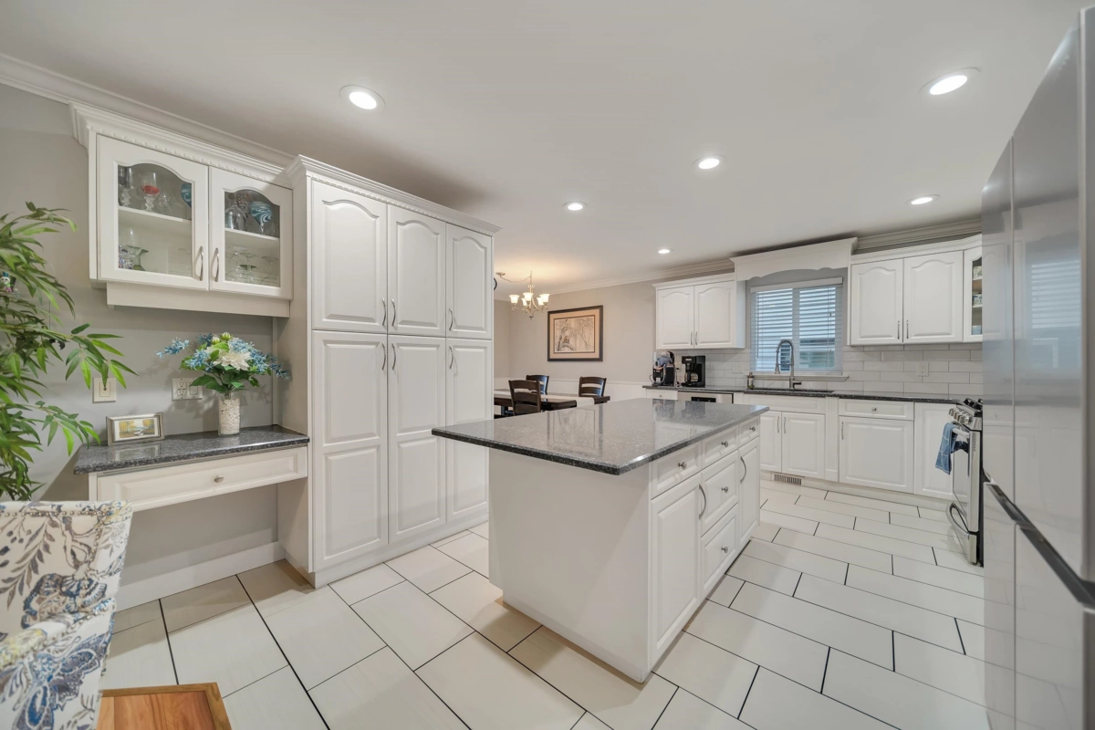 Pantry Photo of 18419 68 Avenue, Surrey, BC