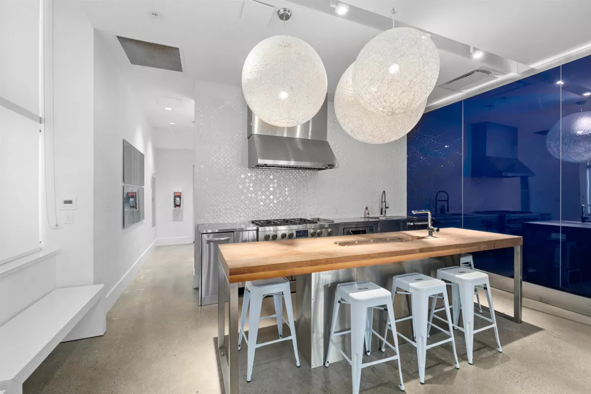 Outdoor Kitchen Photo of 711 108 E 1st Avenue, Vancouver, BC