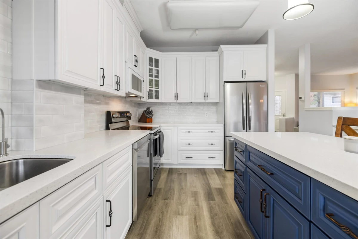 Kitchen Photo of 4 20750 Telegraph Trail, Langley, BC