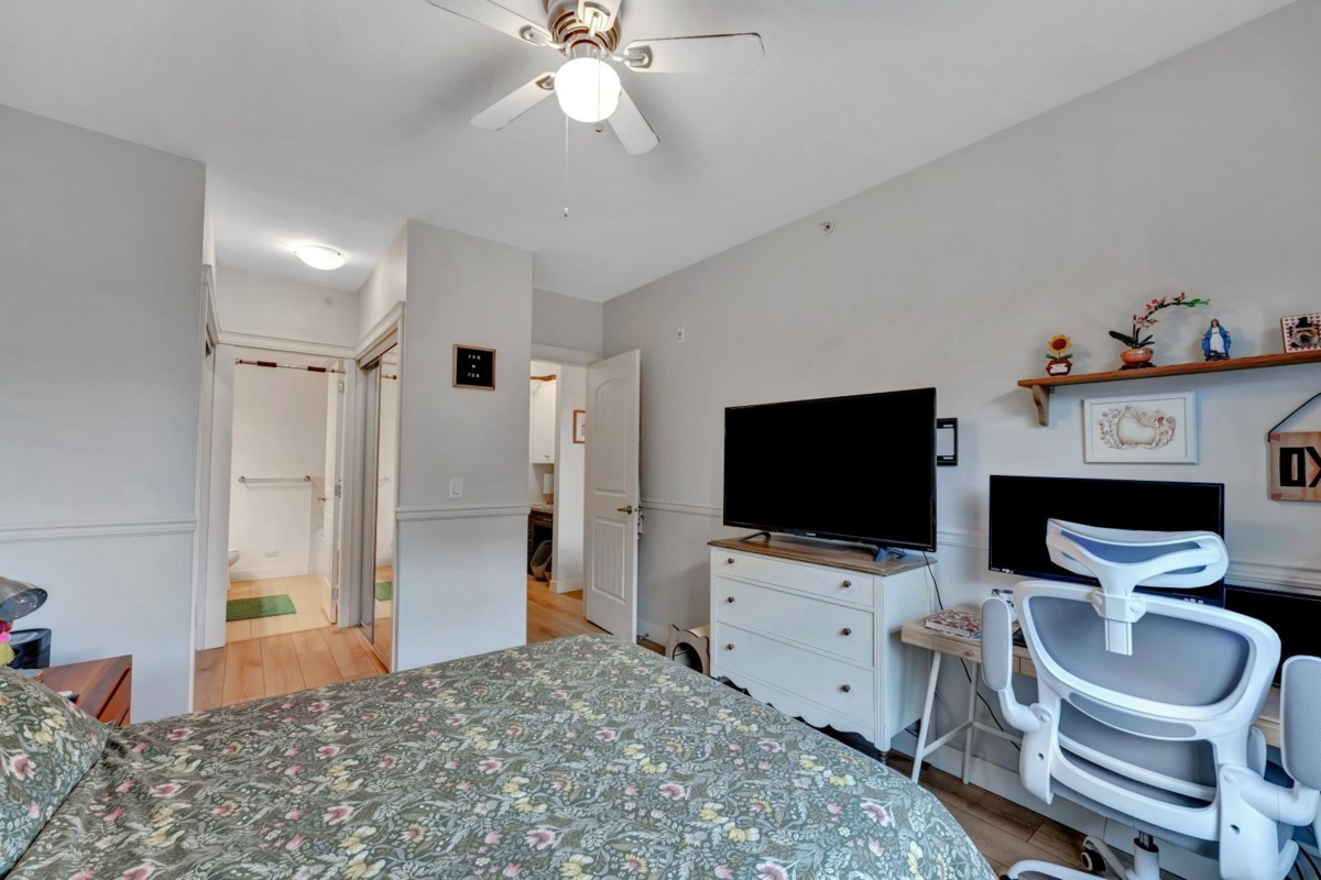 Hallway Photo of 411 12525 190a Street, Pitt Meadows, BC