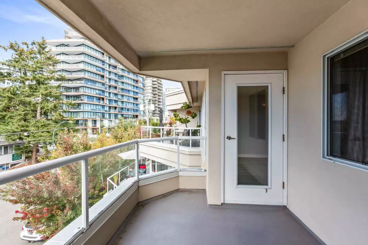Bedroom 2 Photo of 301 1378 George Street, White Rock, BC