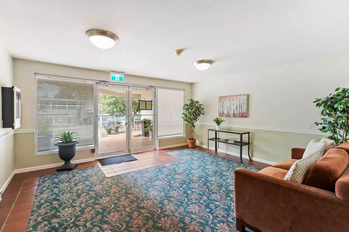 Outdoor Deck Photo of 301 1378 George Street, White Rock, BC