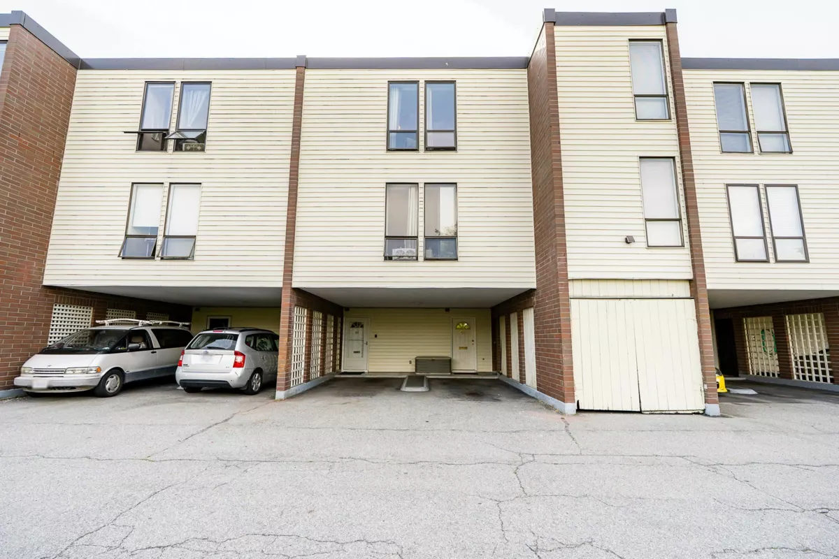 Walk-In Closet Photo of 41 10200 4th Avenue, Richmond, BC