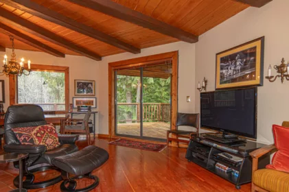 Breakfast Nook Photo of 13075 Porlier Pass Road, Galiano Island, BC