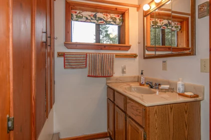Mudroom Photo of 13075 Porlier Pass Road, Galiano Island, BC