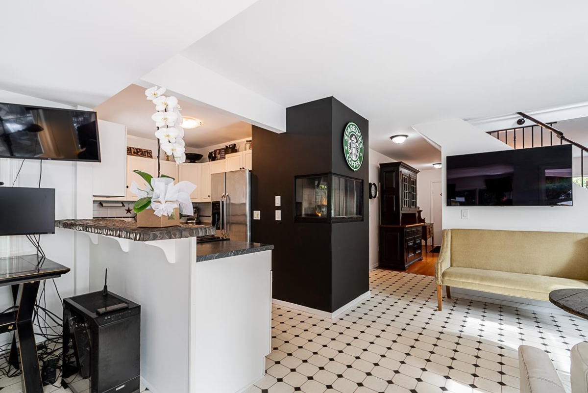 Bedroom 3 Photo of 2725 Gordon Avenue, Surrey, BC