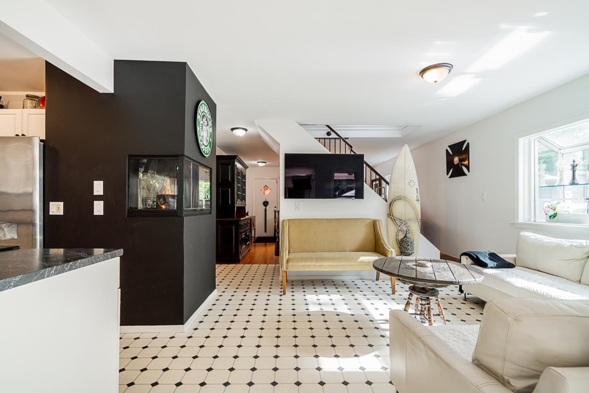 Loft / Bonus Room Photo of 2725 Gordon Avenue, Surrey, BC