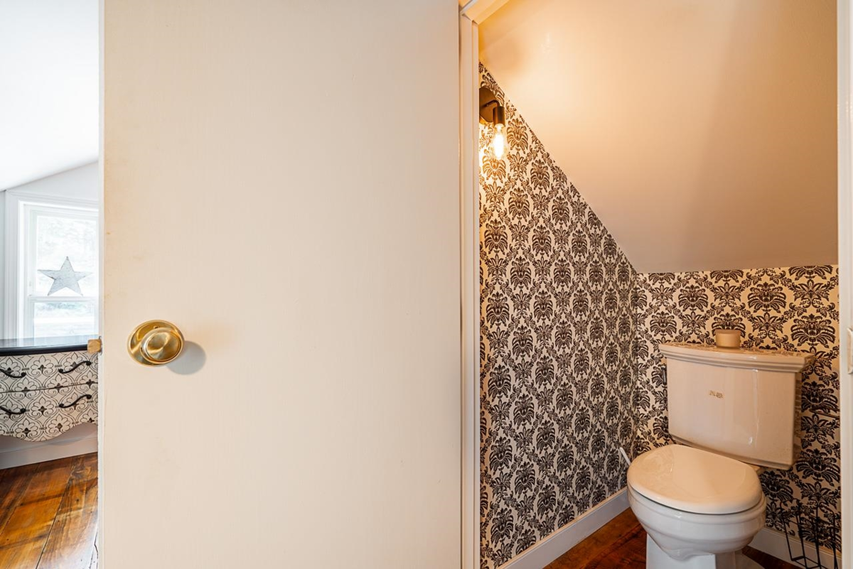 Outdoor Deck Photo of 2725 Gordon Avenue, Surrey, BC