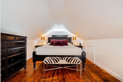 Hallway Photo of 2725 Gordon Avenue, Surrey, BC