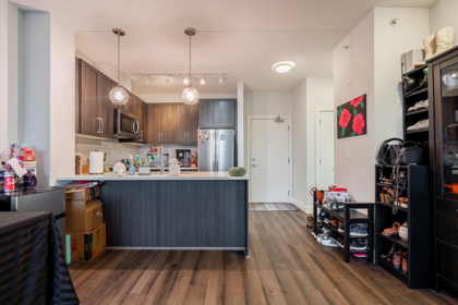 Walk-In Closet Photo of 416 2960 151 Street, Surrey, BC