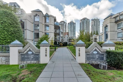 208 2968 Burlington Drive, Coquitlam, BC, Coquitlam — Apartment/Condo for sale