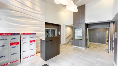2205 13303 Central Avenue, Surrey, BC, Surrey — Apartment/Condo for sale