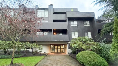 304 7300 Moffatt Road, Richmond, BC, Richmond — Apartment/Condo for sale