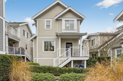 5685 Killarney Street, Vancouver, BC, Collingwood VE — 3 bed townhouse for sale