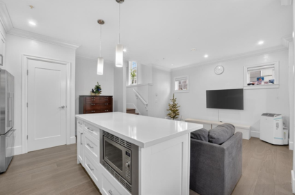 Kitchen Photo of 5685 Killarney Street, Vancouver, BC