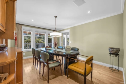 Living Room Photo of 17377 28a Avenue, Surrey, BC