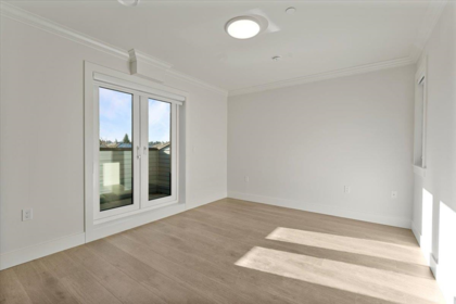 Entry Foyer Photo of 2227 W 16th Avenue, Vancouver, BC