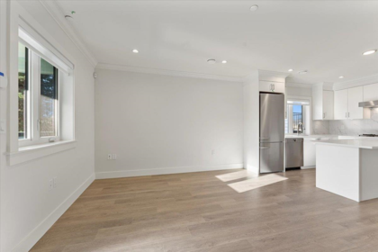 Kitchen Island Photo of 2227 W 16th Avenue, Vancouver, BC