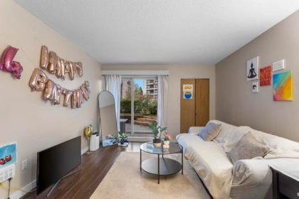 Dining Area Photo of 119 4363 Halifax Street, Burnaby, BC