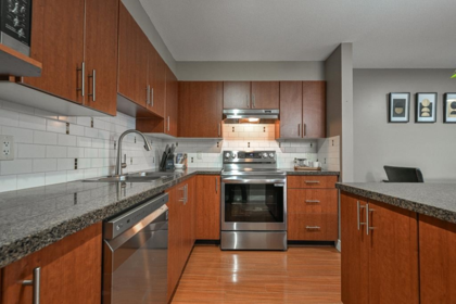 225 12085 228 Street, Maple Ridge, BC, Maple Ridge — Apartment/Condo for sale