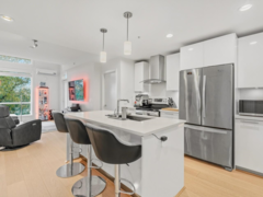 628 723 W 3rd Street, North Vancouver, BC