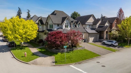Community Amenities Photo (Clubhouse) of 16266 26 Avenue, Surrey, BC