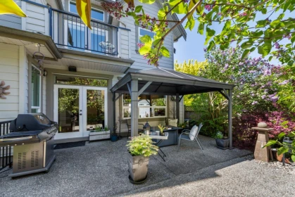 Garden / Landscaping Photo of 16266 26 Avenue, Surrey, BC