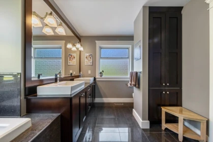 Laundry Room Photo of 16266 26 Avenue, Surrey, BC