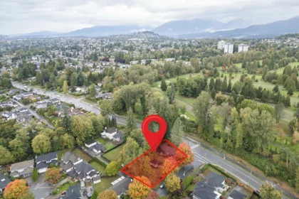 7492 Broadway, Burnaby, BC, Burnaby — 4 bed single family residence for sale