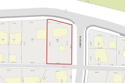 7492 Broadway, Burnaby, BC