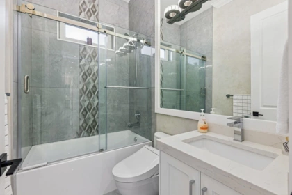 Hot Tub / Spa Photo of 8580 Camden Crescent, Richmond, BC