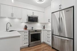 C3 332 Lonsdale Avenue, North Vancouver, BC