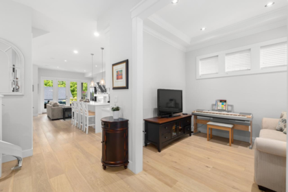 Breakfast Nook Photo of 2131 164a Street, Surrey, BC
